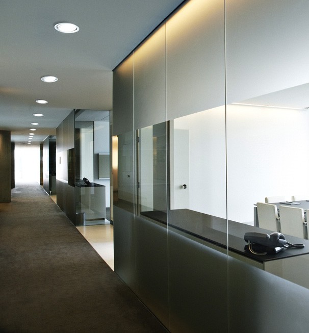 Светодиодный точечный светильник Поставщик 